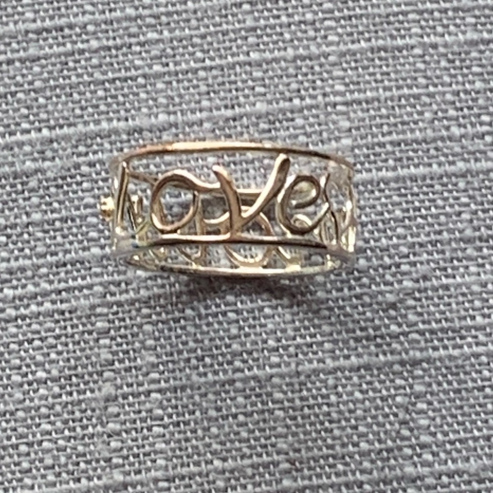 Sterling Love/Amour sterling silver ring -sz 6
